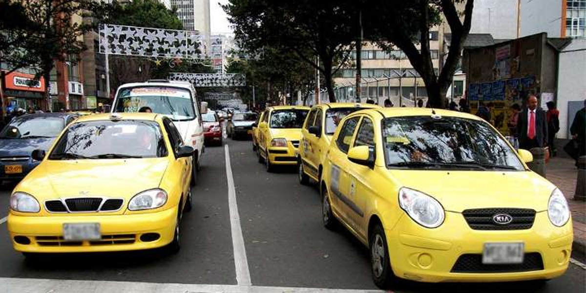 Taxistas confirman paro el 16 de marzo por el regreso de Uber
