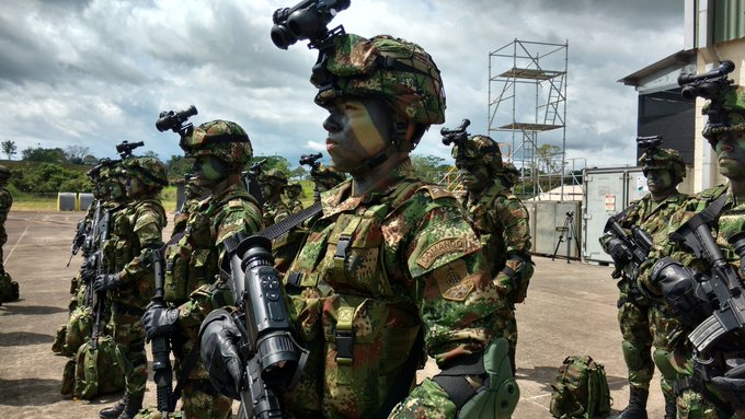 Nueve soldados heridos tras descarga eléctrica en Cundinamarca