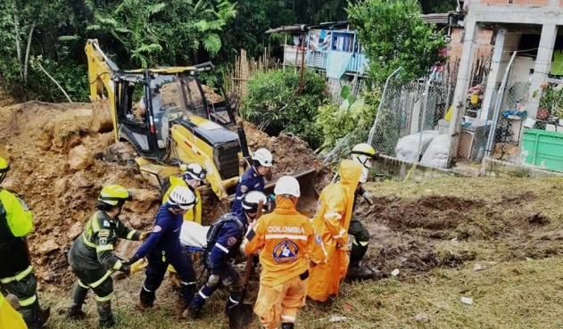 Reportan 5 muertos por derrumbe en Chinchiná