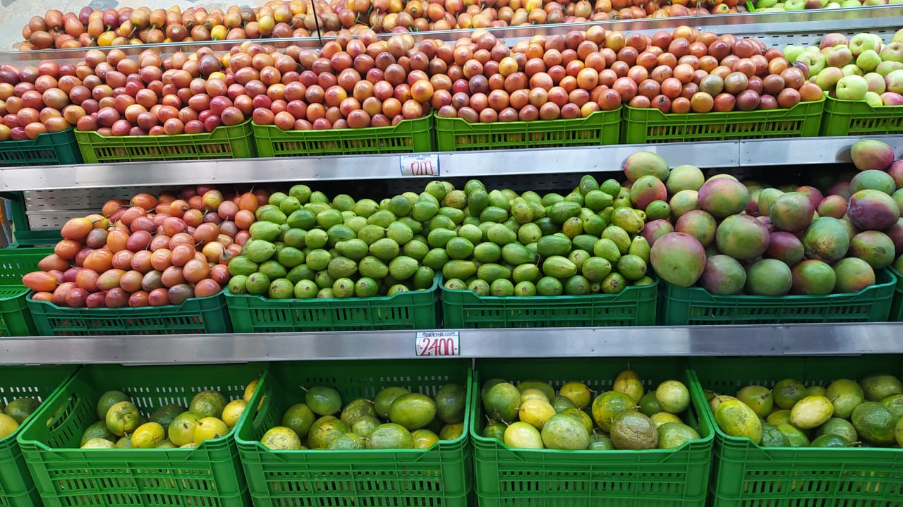 Supermercados vuelven surtir estanterías con normalidad