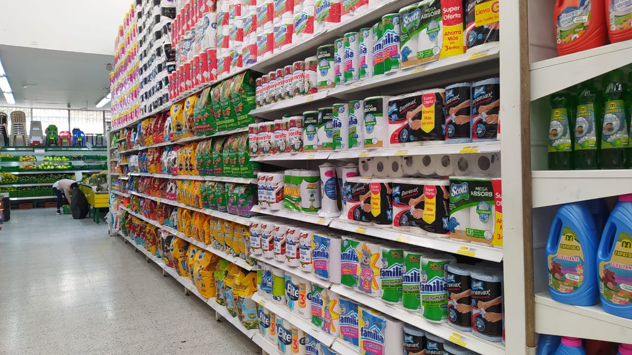 Supermercados vuelven surtir estanterías con normalidad