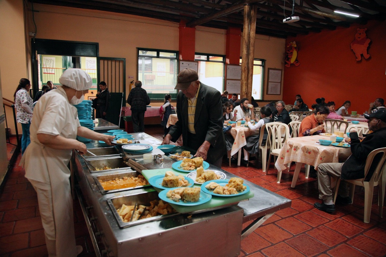 Así será el funcionamiento de los comedores comunitarios en Bogotá