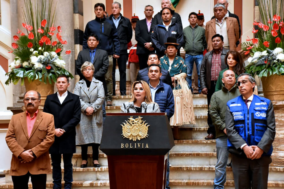 Bolivia entra en cuarentena y aplaza elecciones presidenciales
