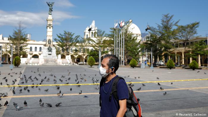 ¿Por qué en El Salvador solo se han reportado dos casos de contagio?