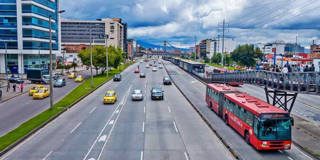 Bogotá Listo plan piloto de parqueo autorizado y sistematizado en vía pública