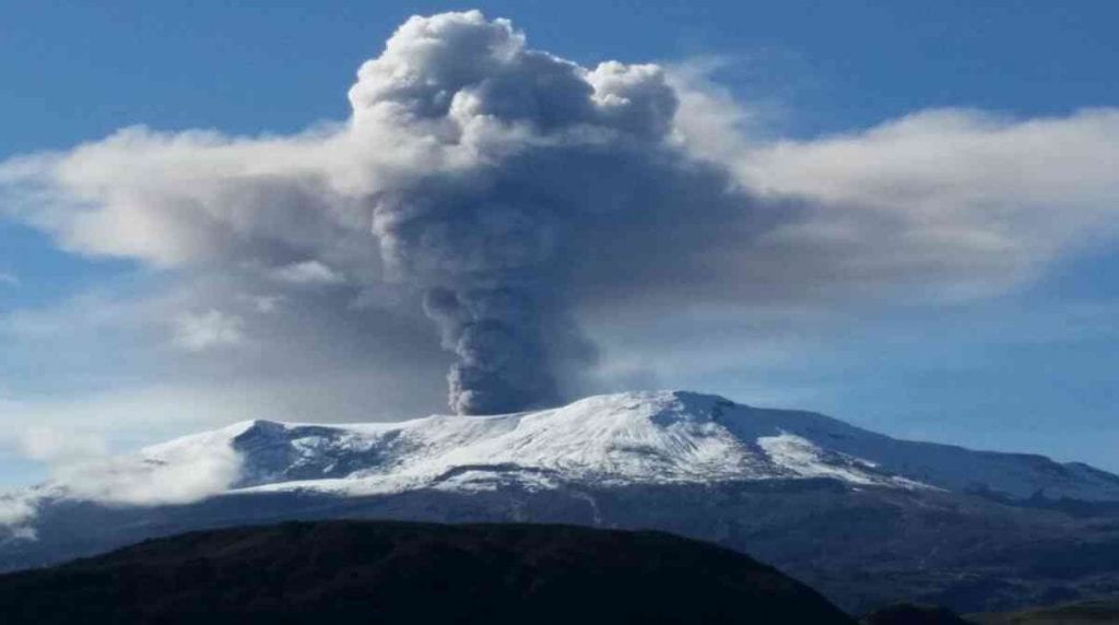 Volcán Nevado del Ruiz activó las alarmas en el Tolima