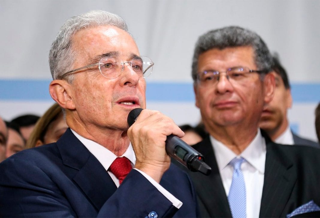 defensa Uribe