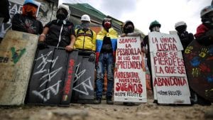 ¿Rusos apoyaron disturbios en Colombia?
