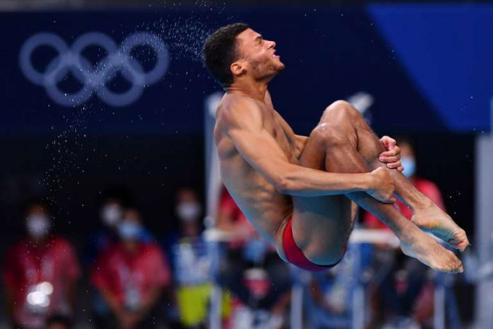 Cédric Fofana tiene el peor clavado de la historia olímpica