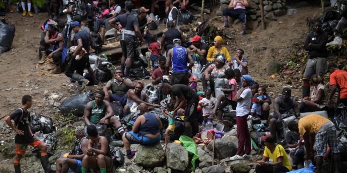 Duque: Problema de migrantes haitianos no es solo de Colombia