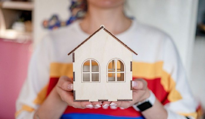 ¿Cómo funciona la hipoteca inversa en Colombia?