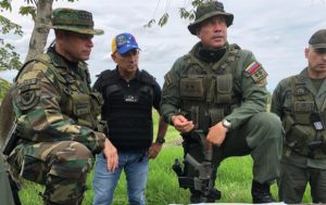 ¿Por qué tropas venezolanas están en la frontera con Colombia?
