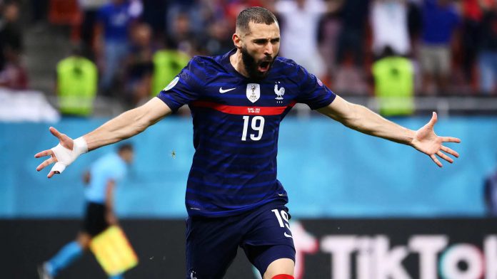 Karim Benzema se retira de la selección francesa