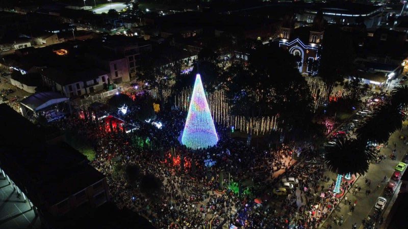 Mosquera Dio Inicio A La Navidad Con Un Espectacular Alumbrado