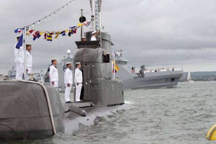 La Armada Nacional llega a Políticamente Correcto para hablar de su nuevo programa
