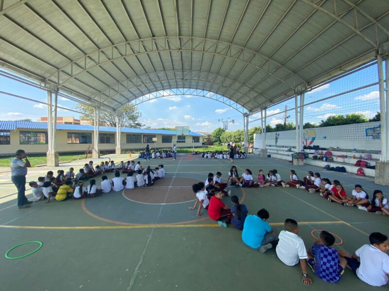 Niños colombianos constructores de paz en las aulas en Casanare