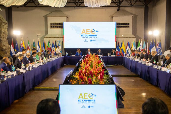Ucrania y Cuba : concluye IX Cumbre de la AEC