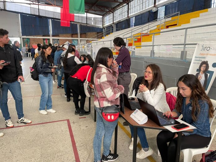 Cundinamarca respondió masivamente a la 2ª Feria Regional de Empleo