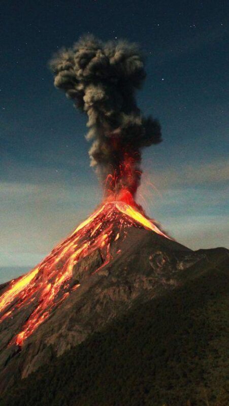 Innovadora propuesta para medir el calor eruptivo de los volcanes