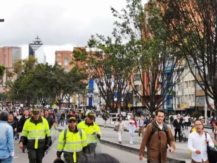 Bogotá Marcha por la Fuerza Pública este 10 de mayo