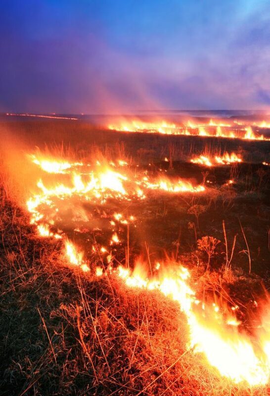 Continua fuerte incendio en Saturbán