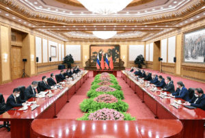 Un Pacto de Lealtad: Xi Jinping asegura el apoyo indefectible de China a los Intereses Clave de Rusia