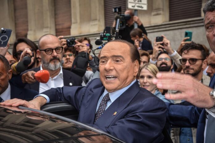 Muere Silvio Berlusconi: El presidente de Italia que sobrevivió a escándalos sexuales y de corrupción