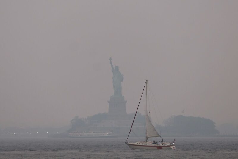 Nueva York es afectado por el humo de los incendios que se están presentando en Canadá