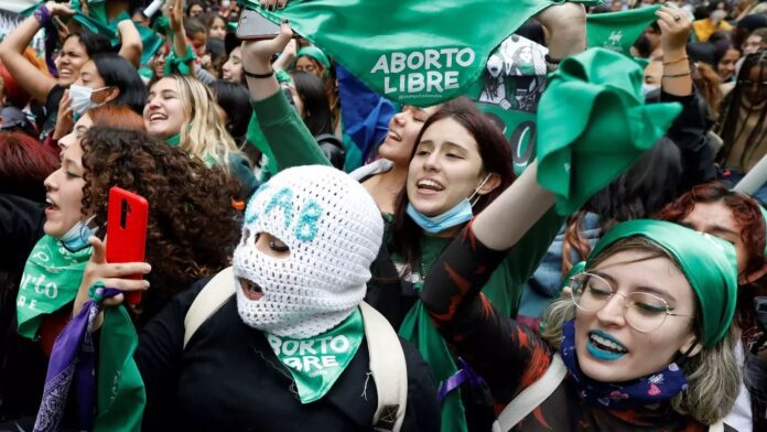 En jaque el derecho al aborto en Colombia: Corte Constitucional