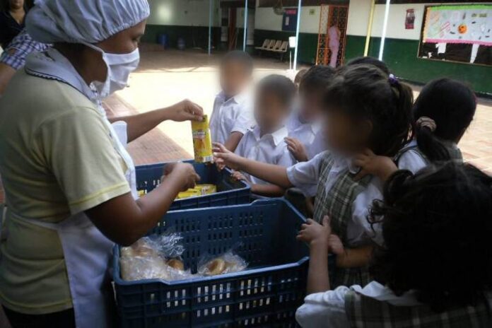 Niña muere por refrigerio escolar en Mosquera, Cundinamarca