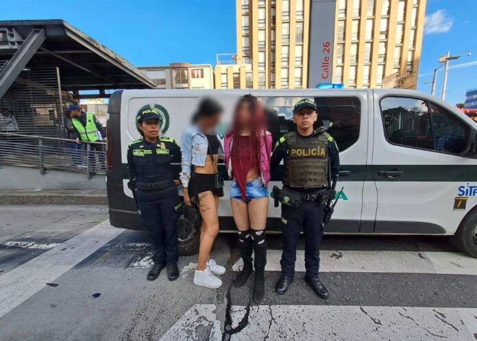 Detenidas dos mujeres trans por atraco en bus de TransMilenio