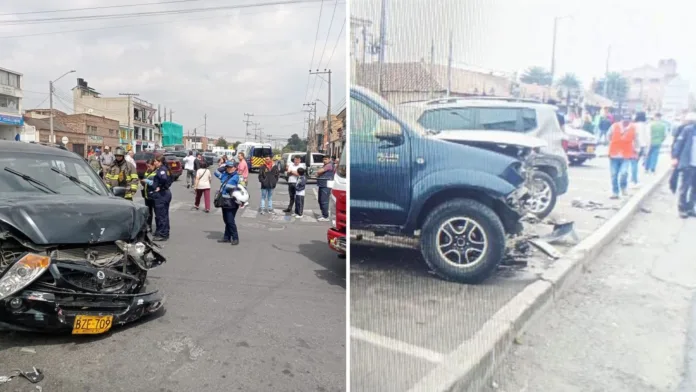 Mosquera: Conductor pierde control e impacta a cuatro vehículos