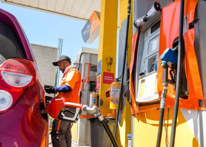 Inconformidad de camioneros ante postura del ministro de Hacienda sobre el precio del diésel