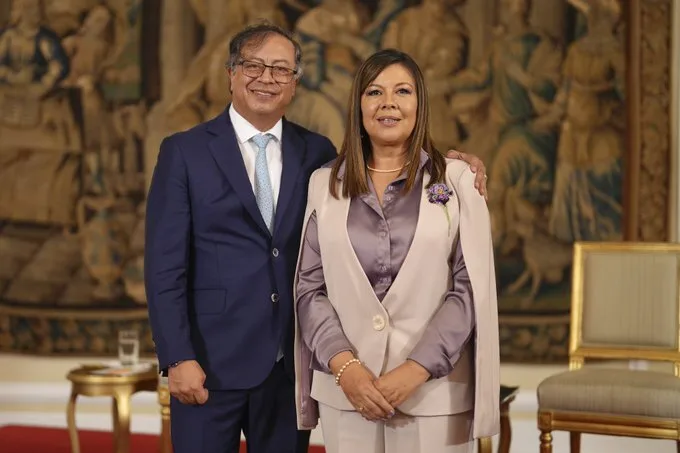 Luz Adriana Camargo asume oficialmente como fiscal General de la Nación