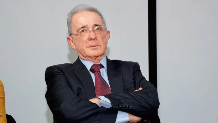 La Fiscalía llama a juicio al expresidente Álvaro Uribe por fraude procesal y soborno a testigos