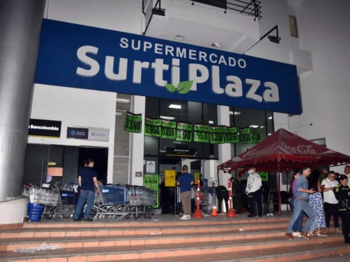 Supermercado atacado con explosivo en Neiva, Huila