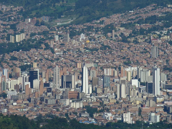 Sismo sacude Medellín en horas de la madrugada de este jueves 11 de abril